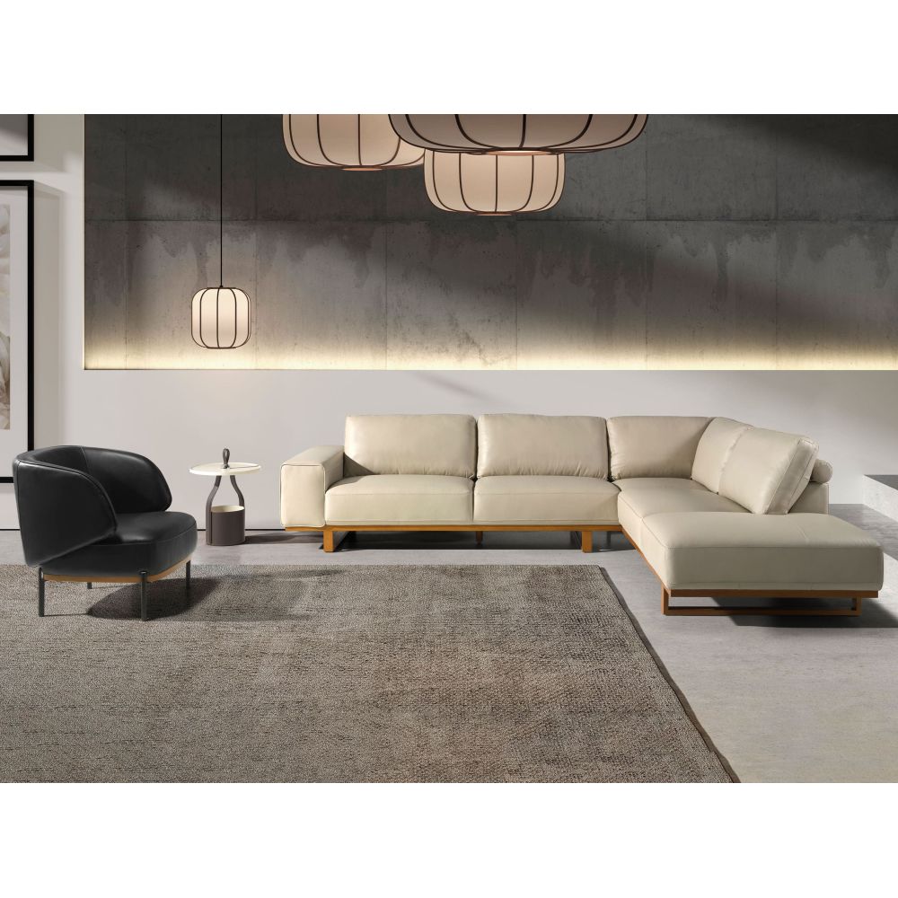 Sofa Banilla w/ chaiselong