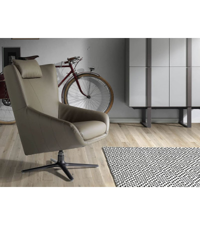 Armchair Attias