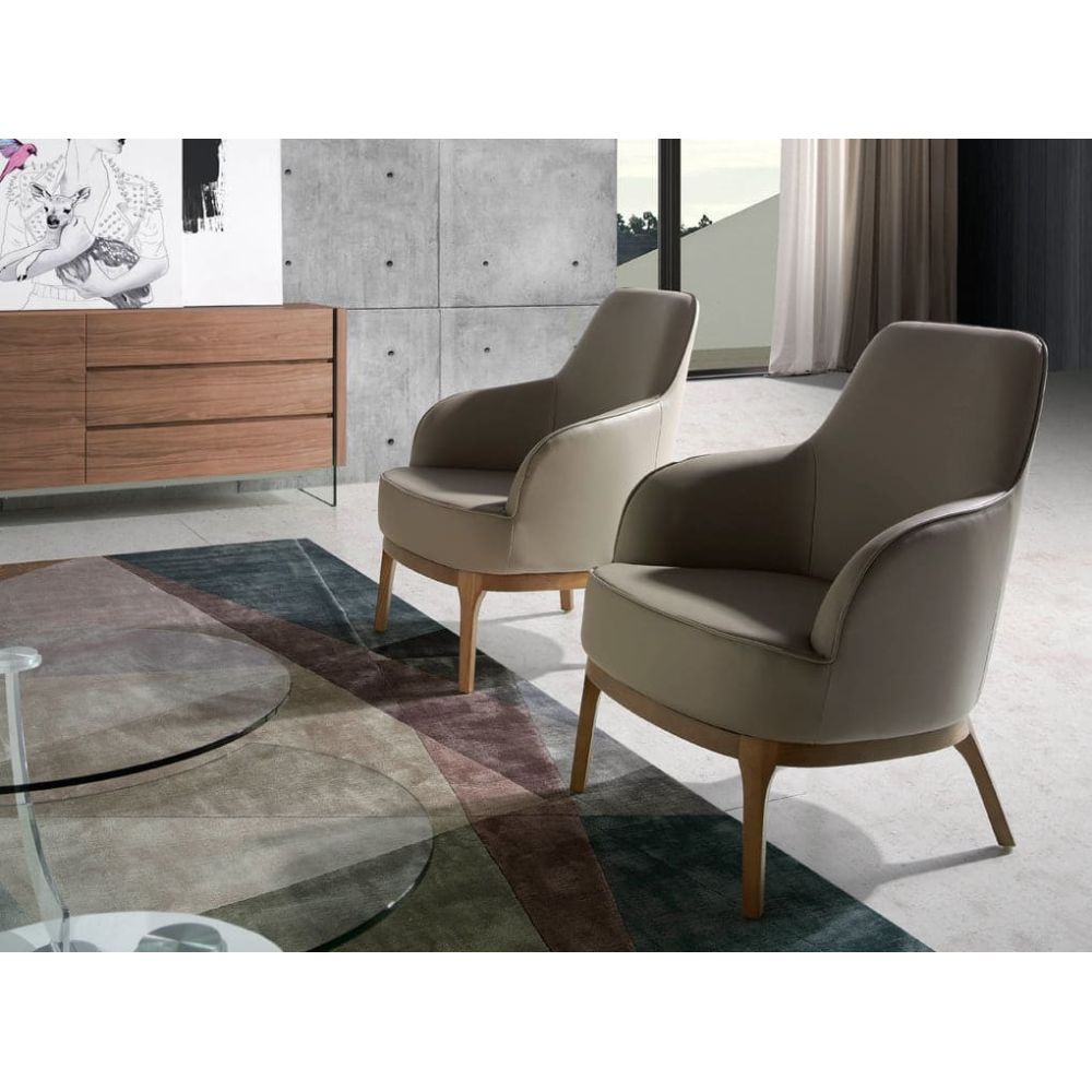 Armchair Polise