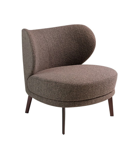 Armchair Ustan
