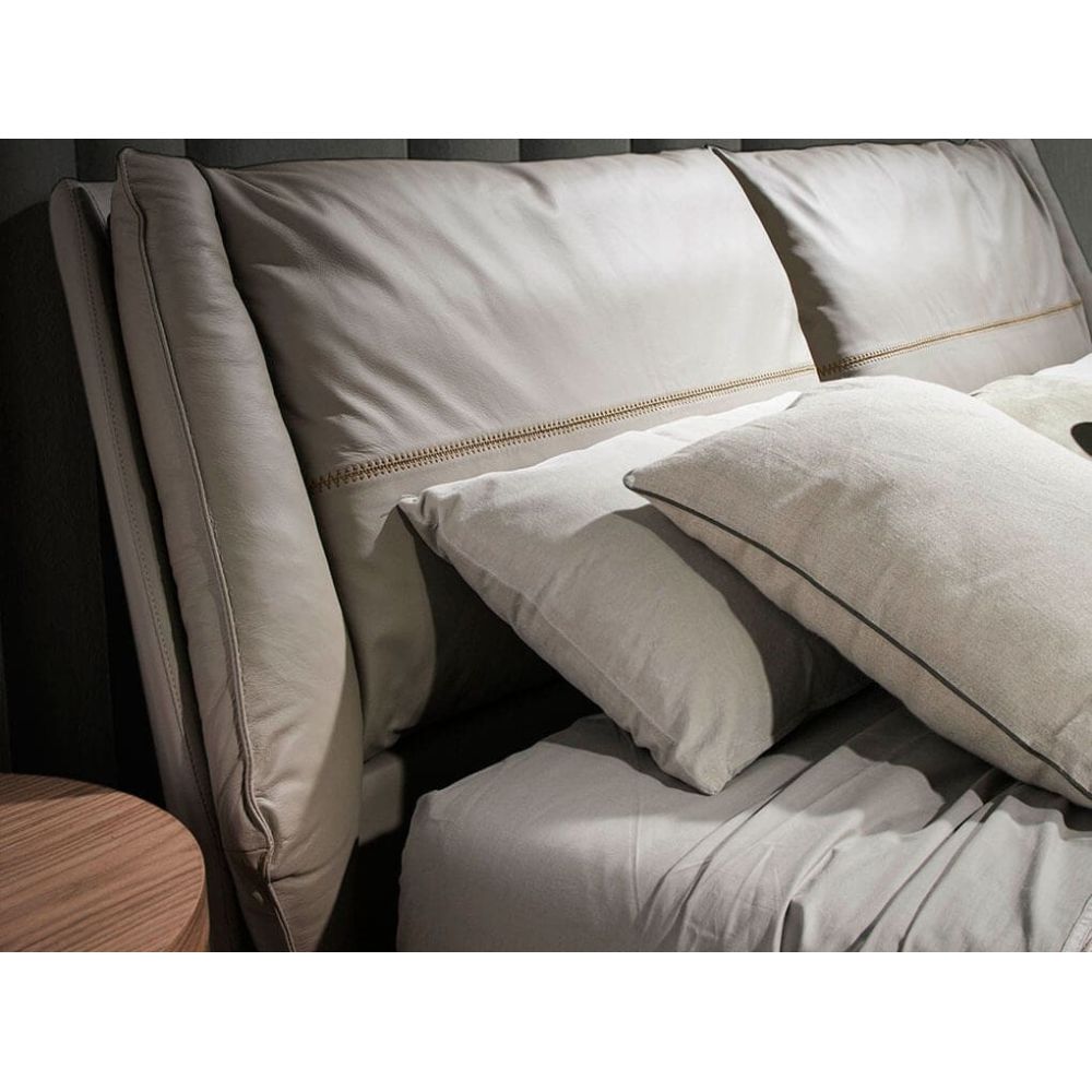 Cama Fyrua