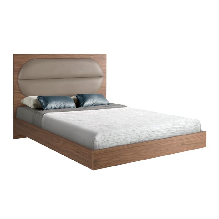 Cama Teon