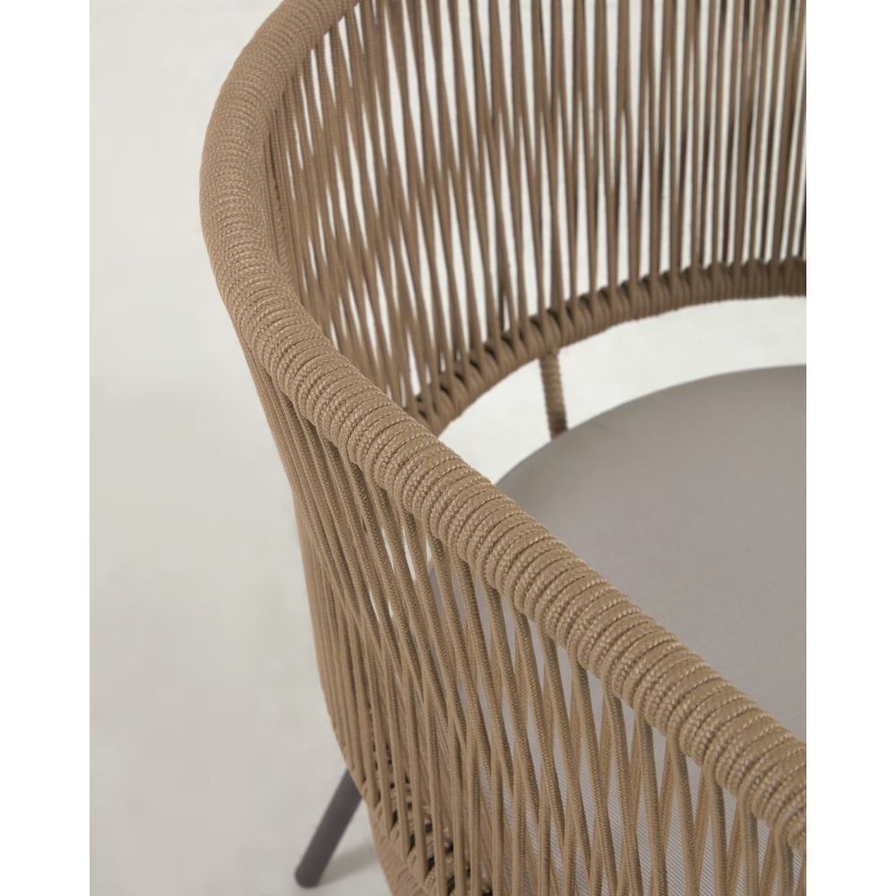 Armchair Nadi