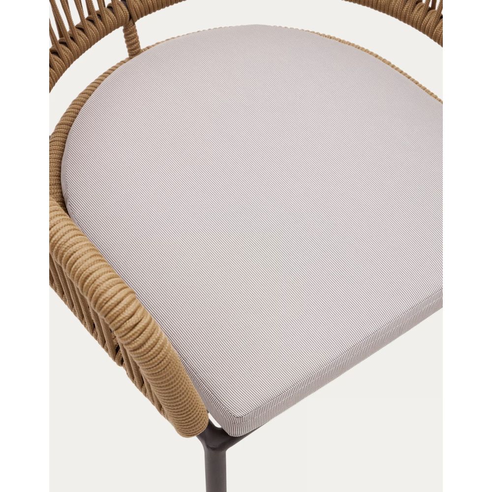 Chair Nadi