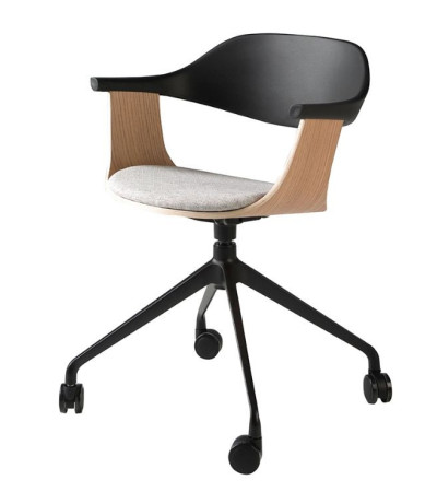 Chair Chila