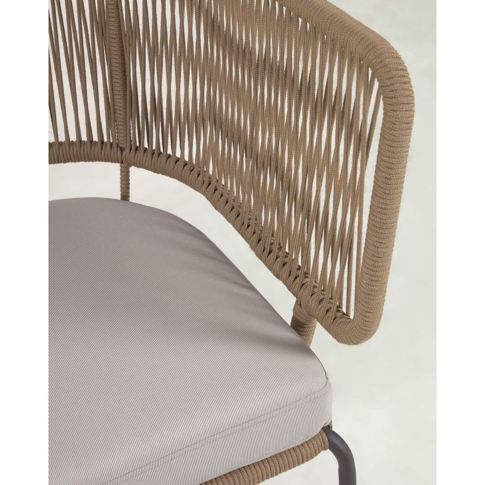Chair Nadi