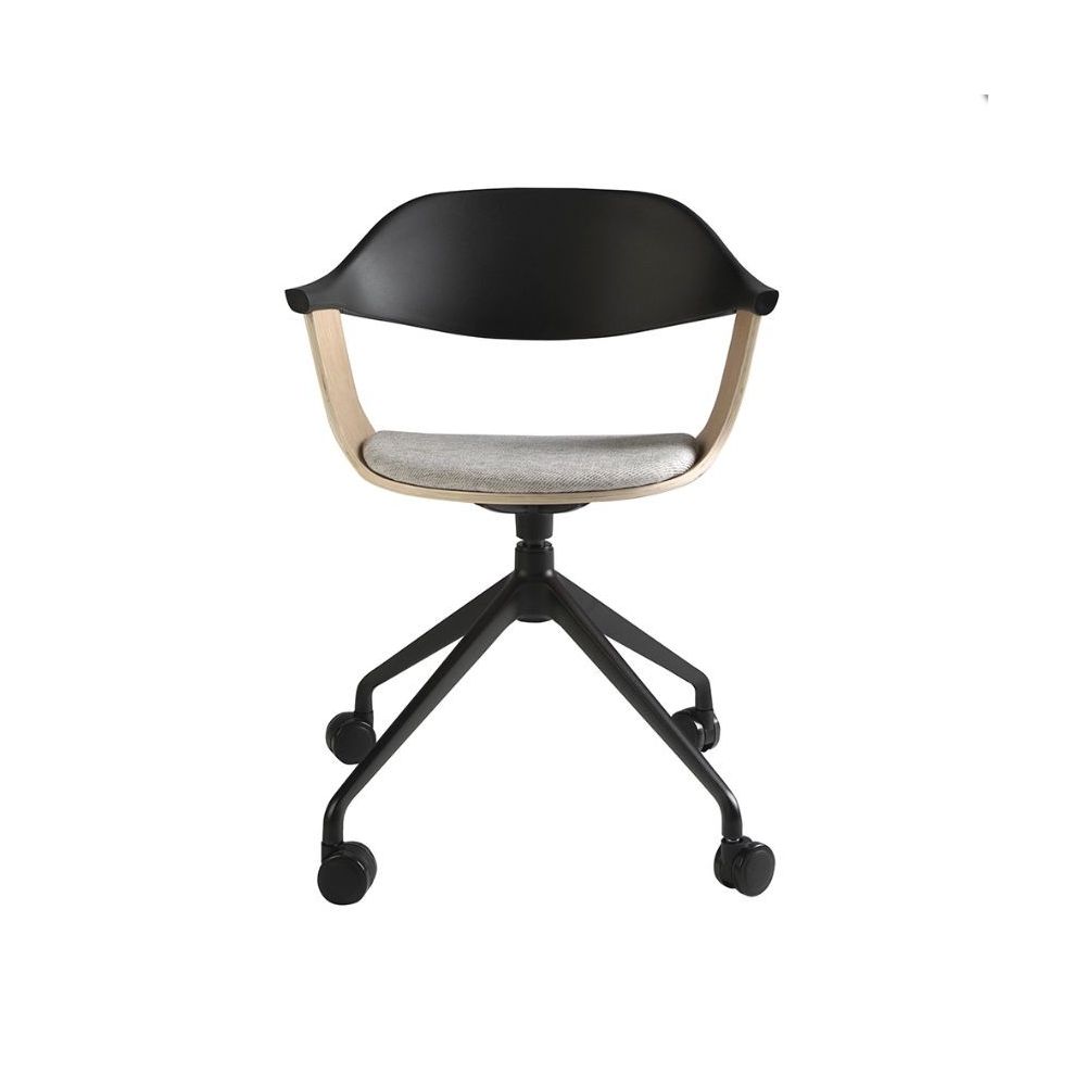 Chair Chila
