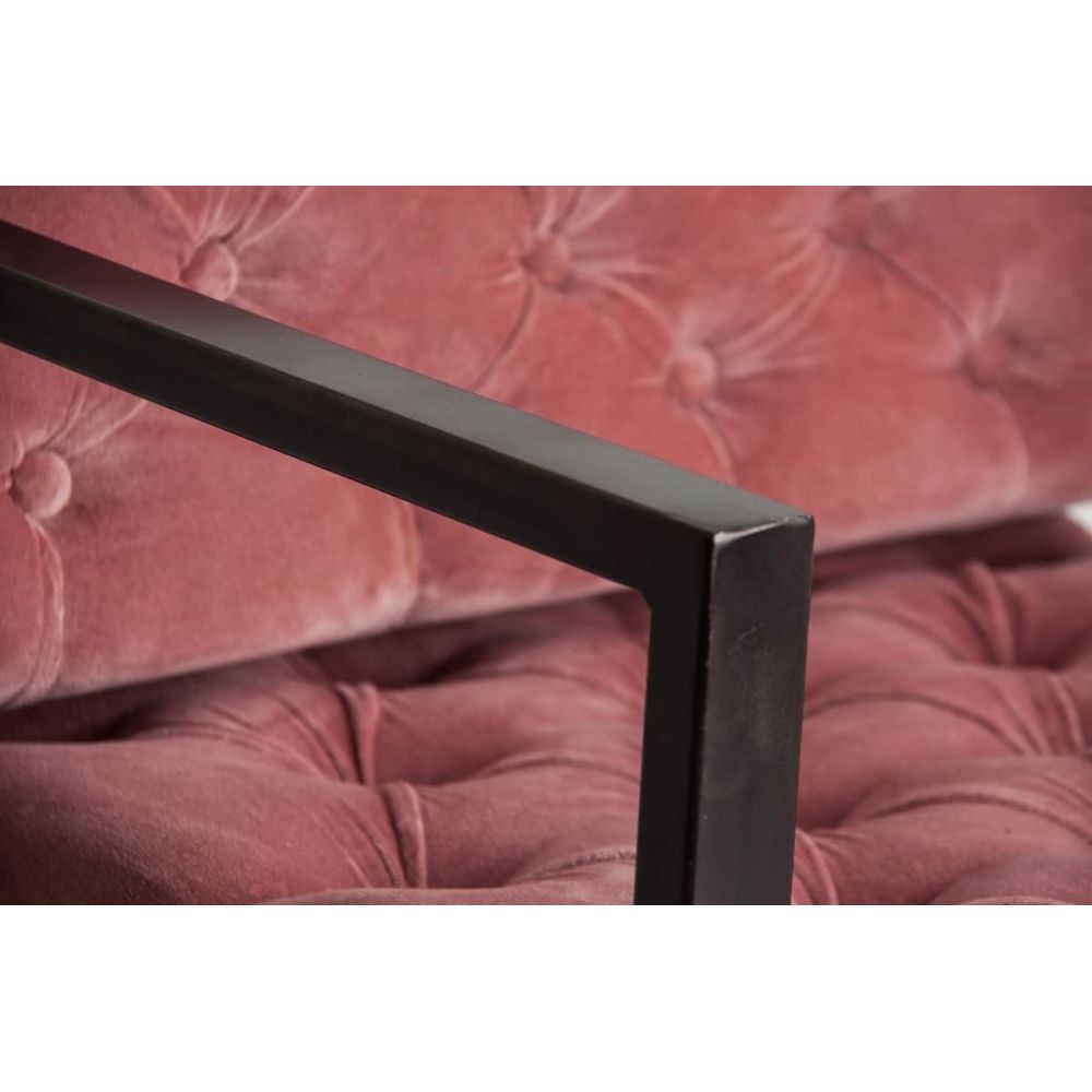 Armchair Blat