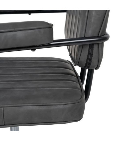 Chair Apikalia