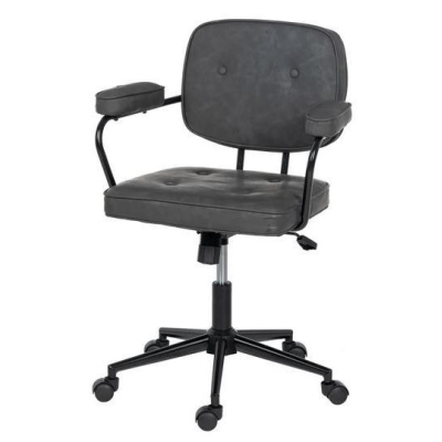 Chair Stormi