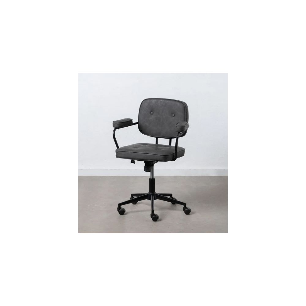 Chair Stormi