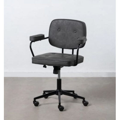 Chair Stormi