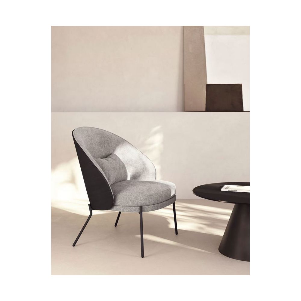 Armchair Eam