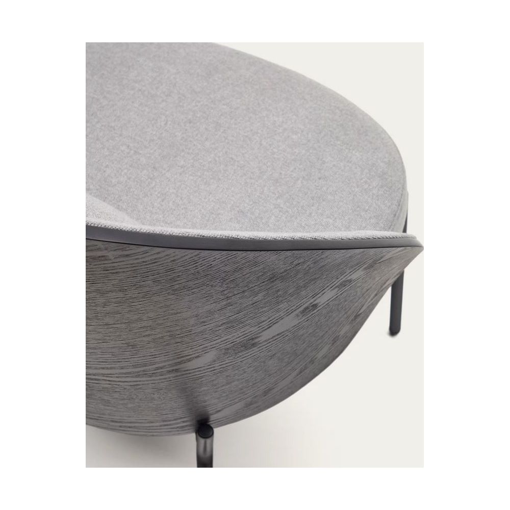 Armchair Eam