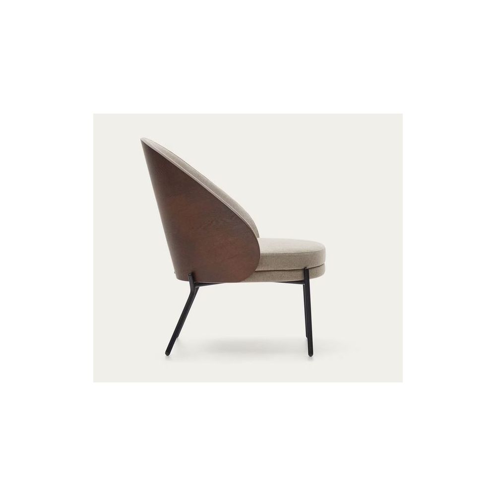 Armchair Eam