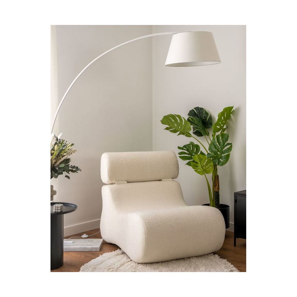 Armchair Clu