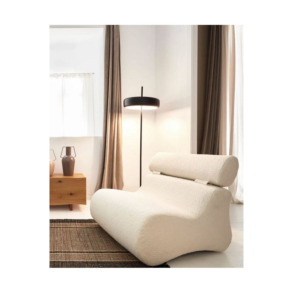 Armchair Clu