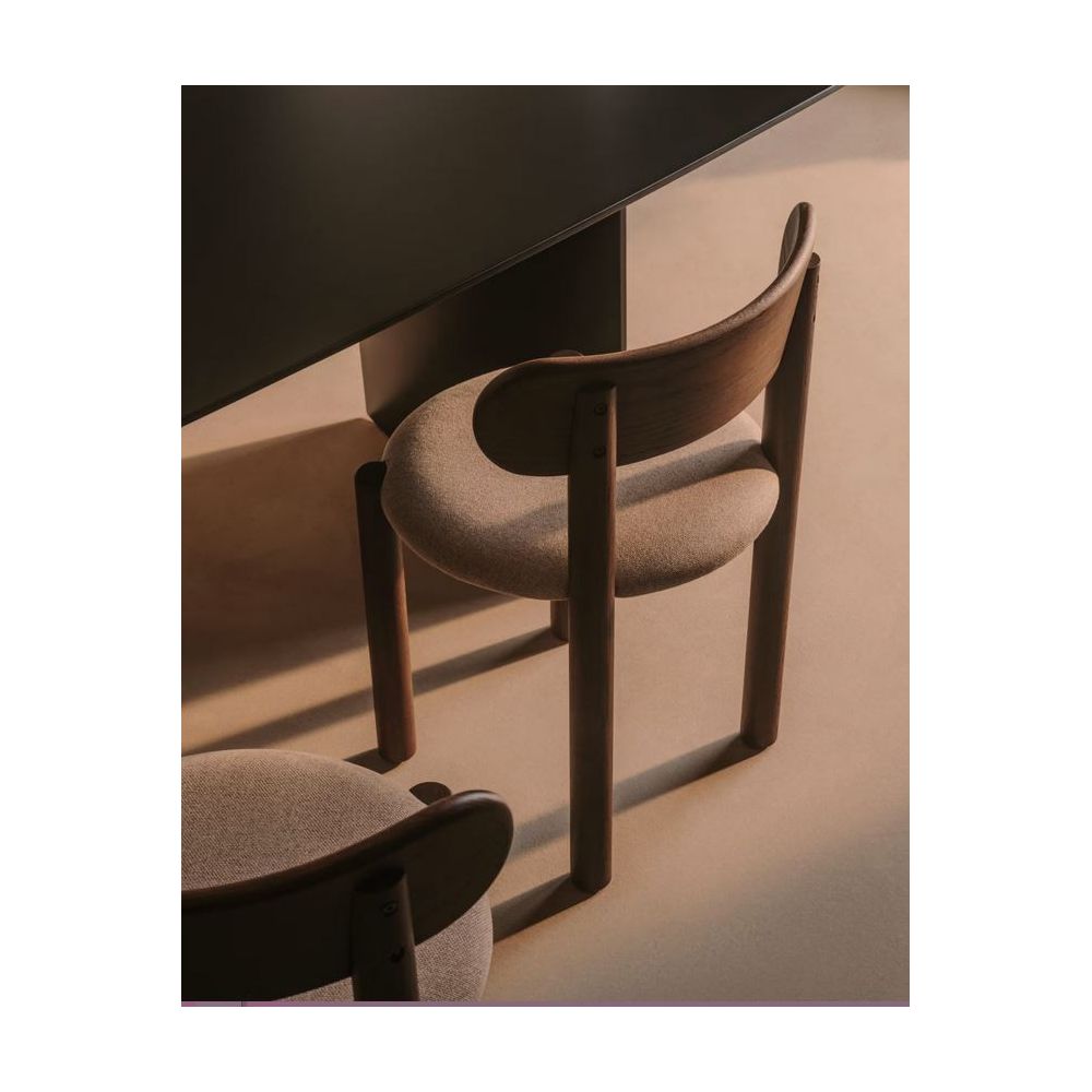 Chair Ebai