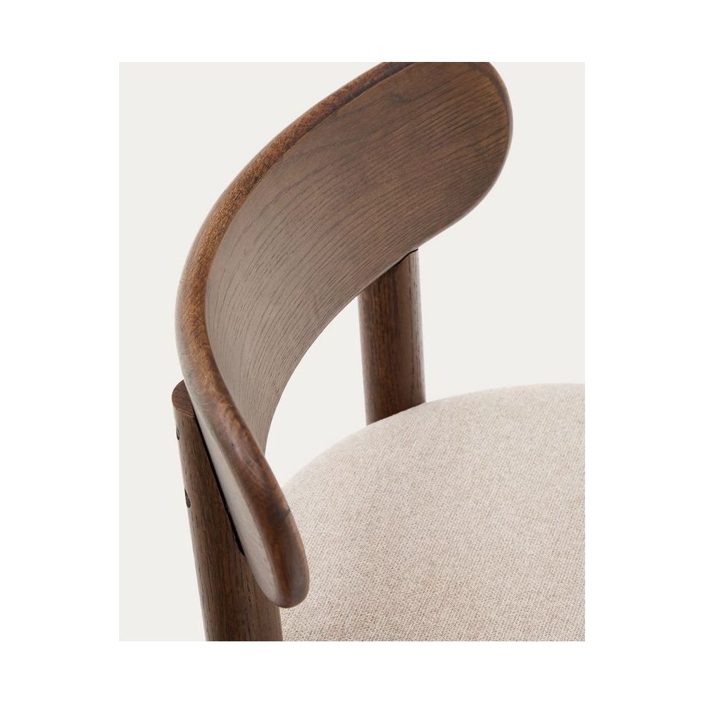 Chair Ebai