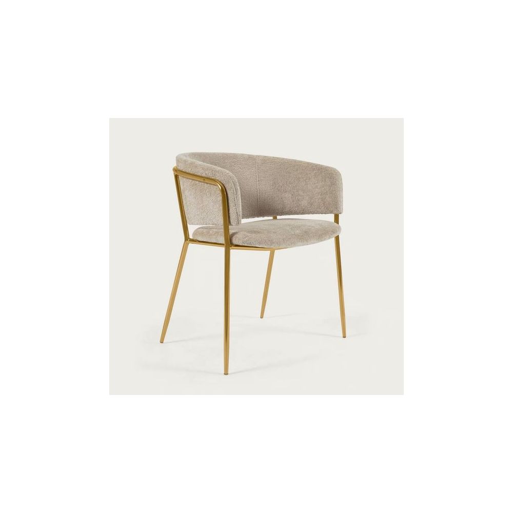 Chair Unnie