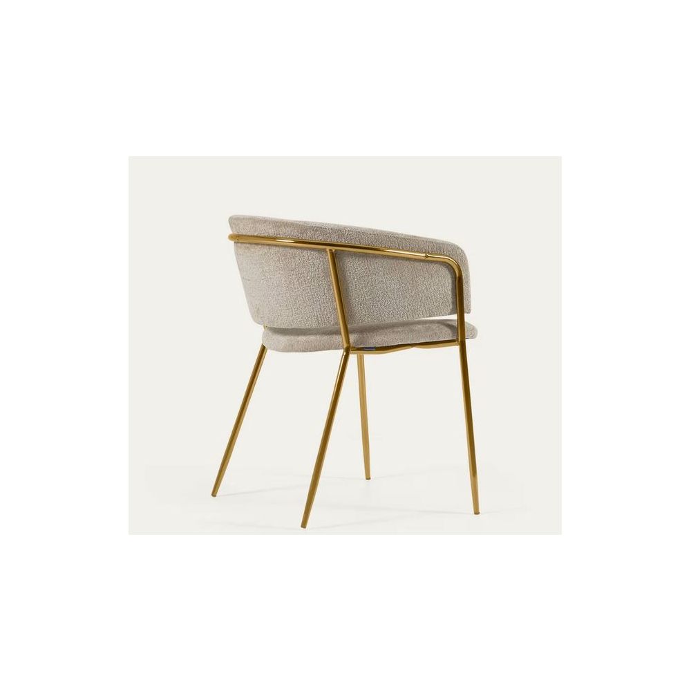Chair Unnie