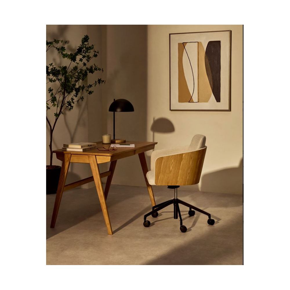Chair Adai