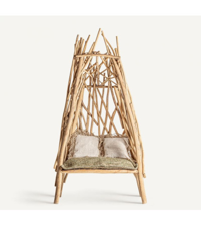 Armchair Neta