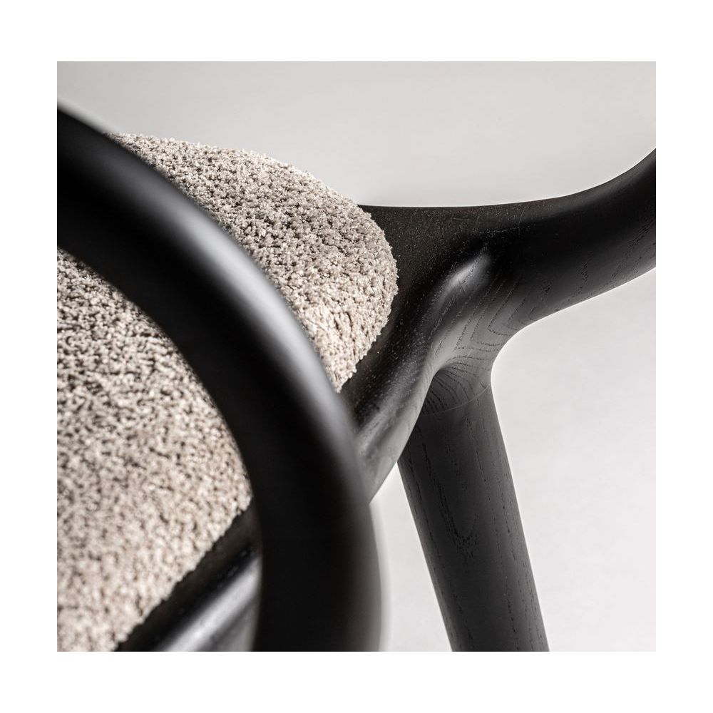 Armchair Hert