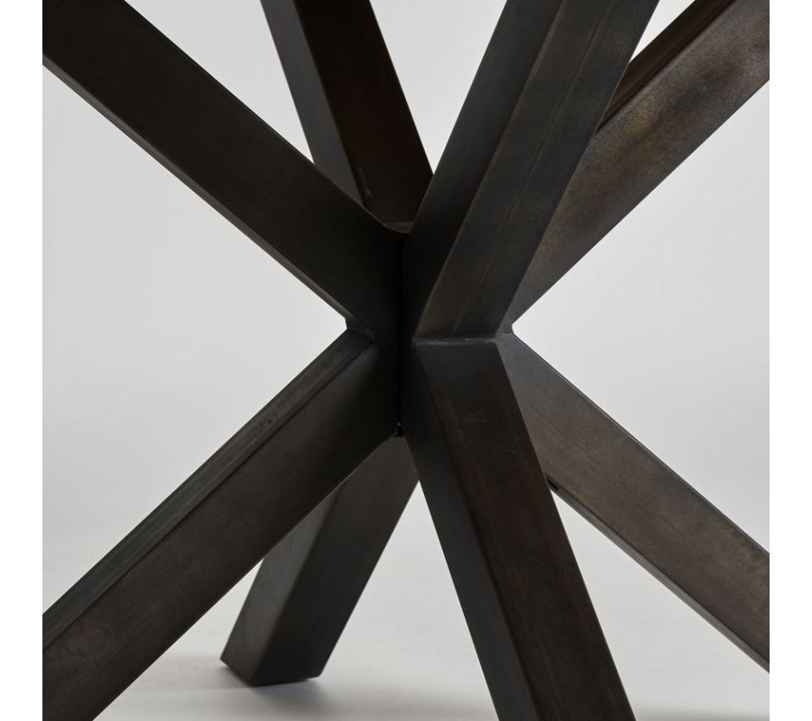 Round dining table Viborg