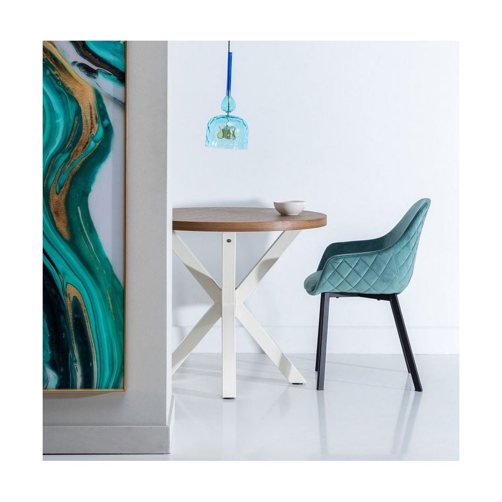 Round dining table Aural