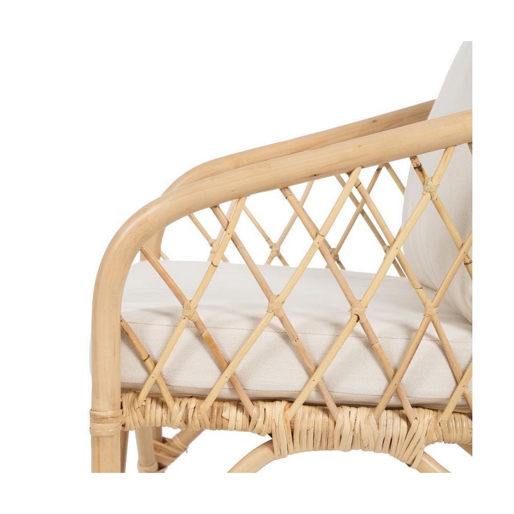 Armchair Kevy