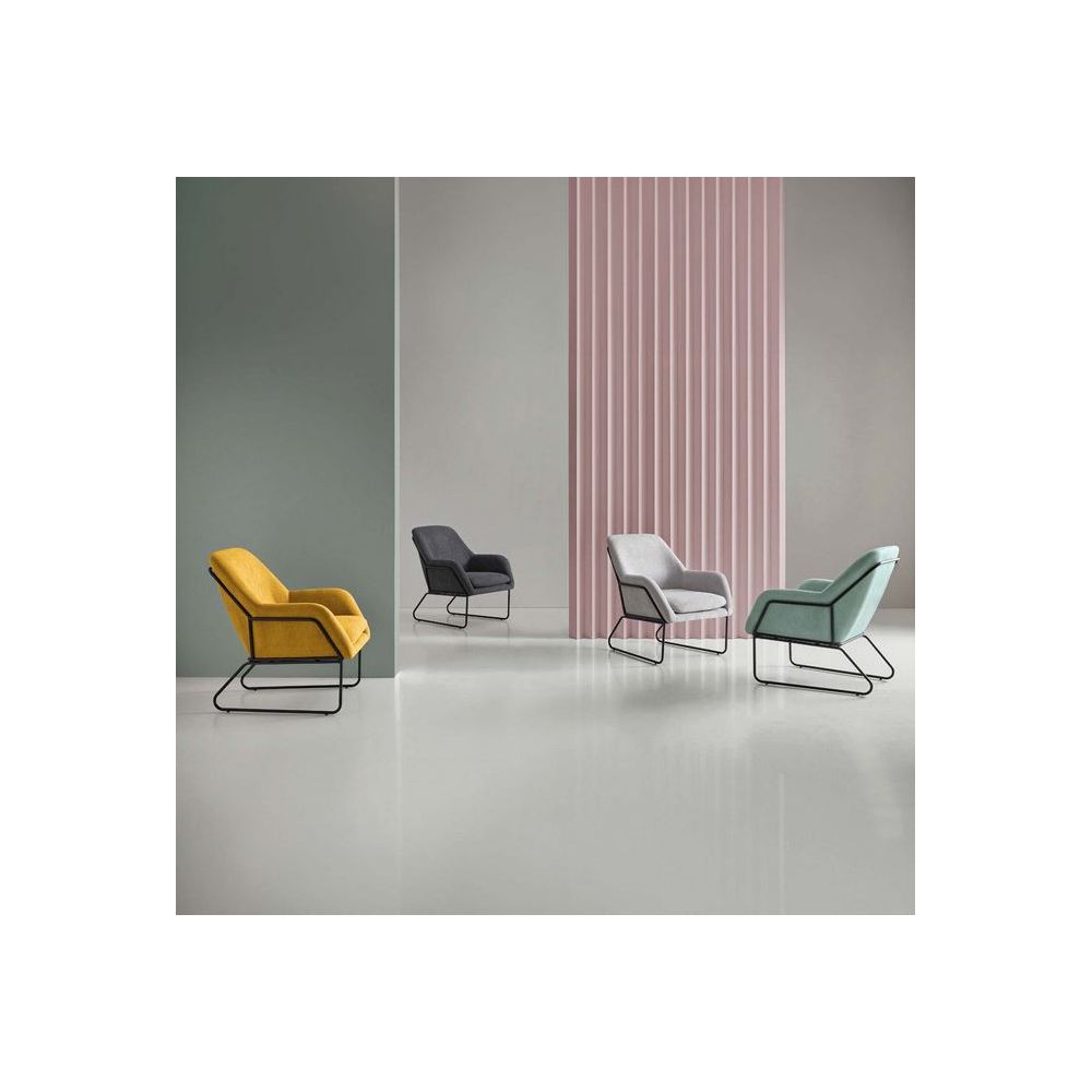 Armchair Budapeste