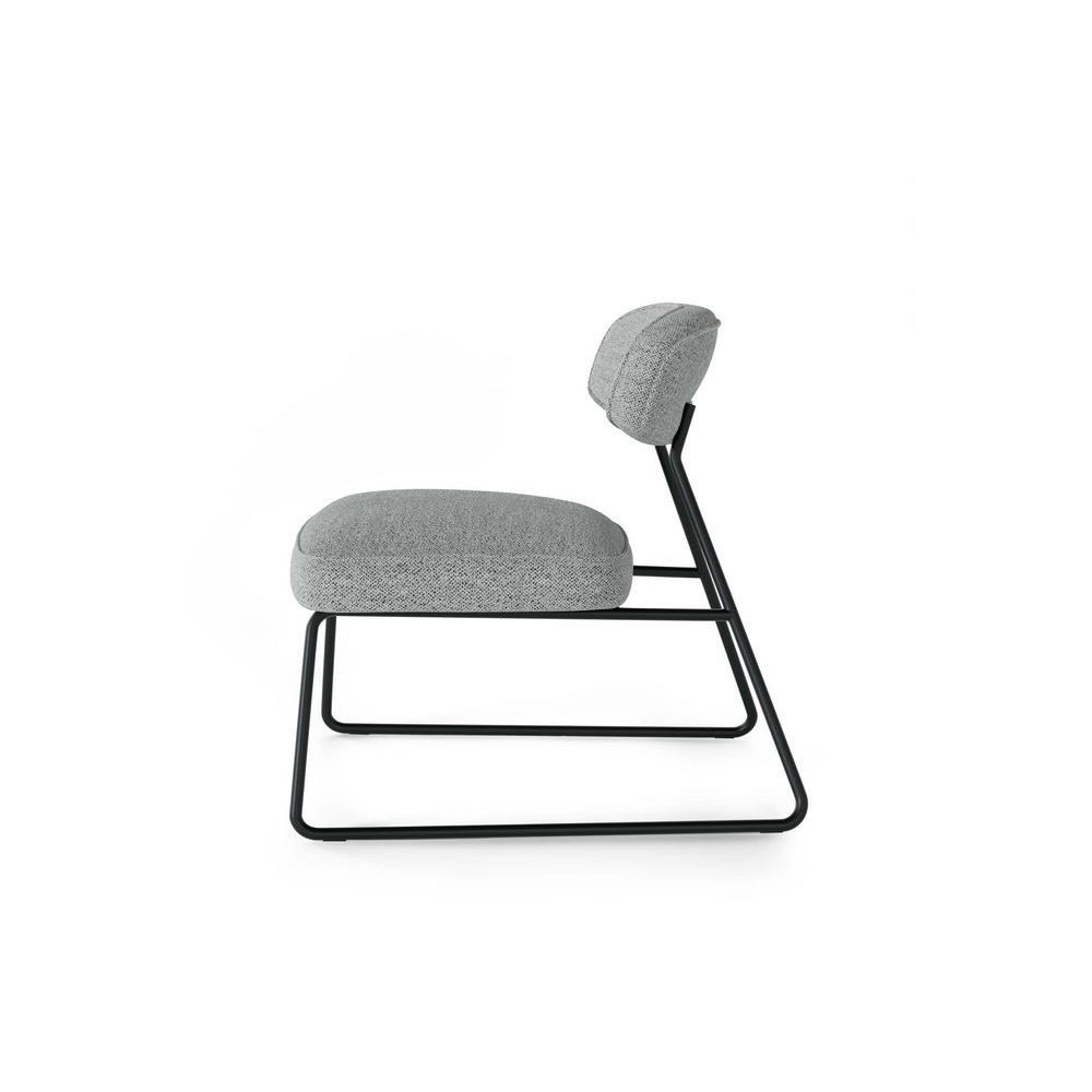Chair Nicos
