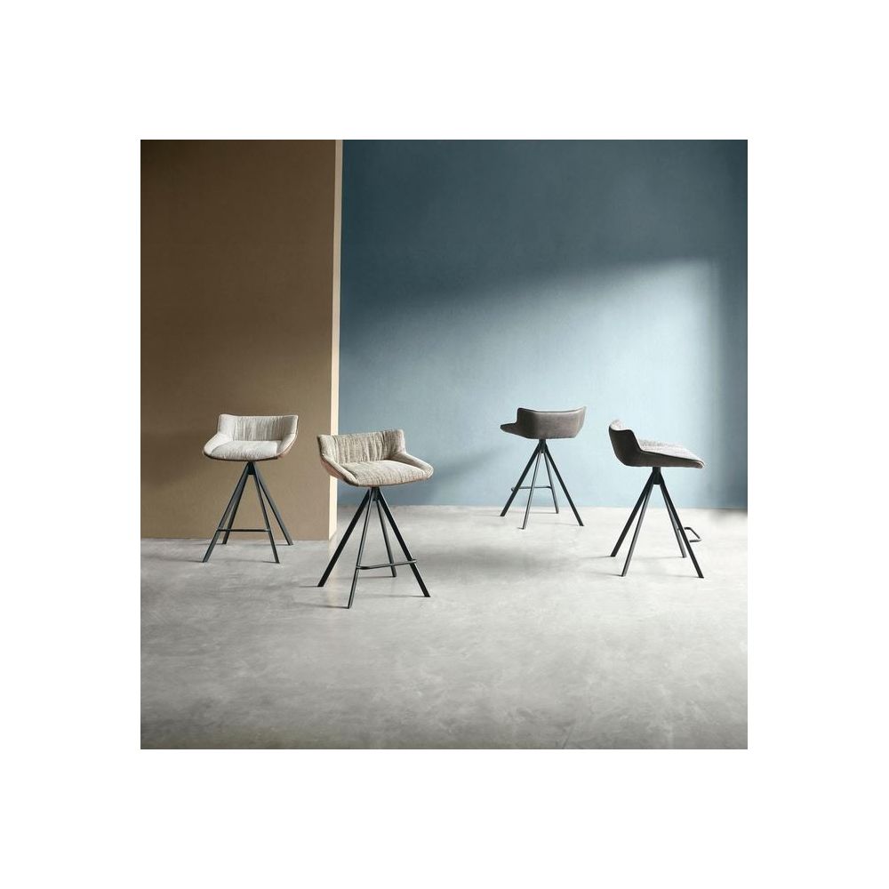 Bar stool Gari