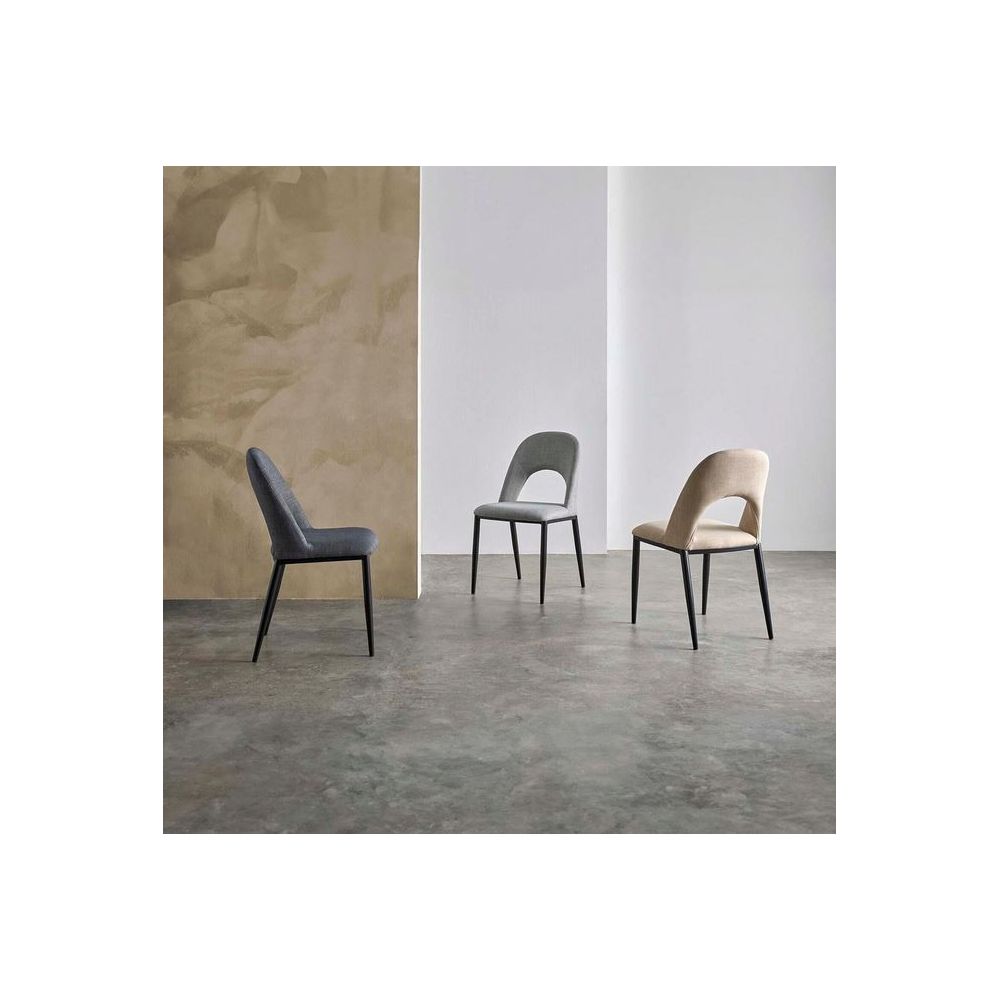 Chair Anik