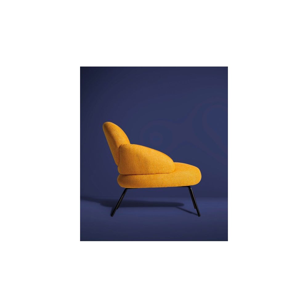 Dokkum armchair