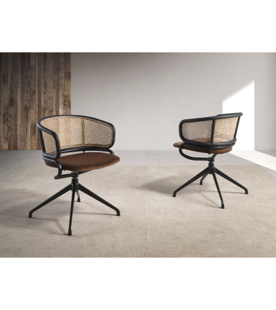 Chair Acolin
