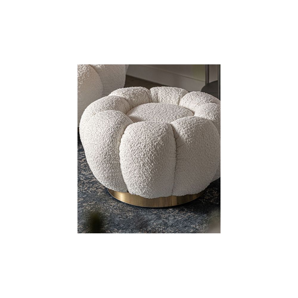 Bouclé Crest Puff