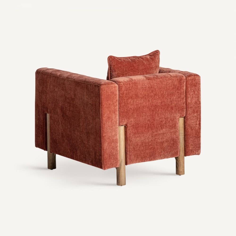 Armchair Carlton