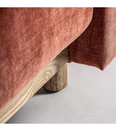 Armchair Carlton