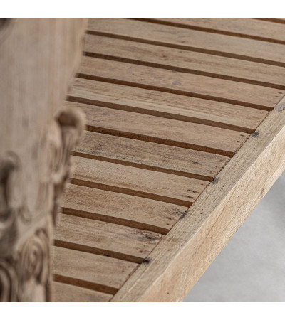 Kellye Console