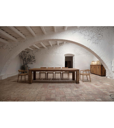 Dining table Backlyn