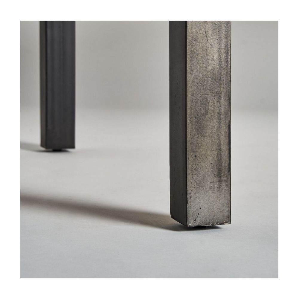 Dining table Courry