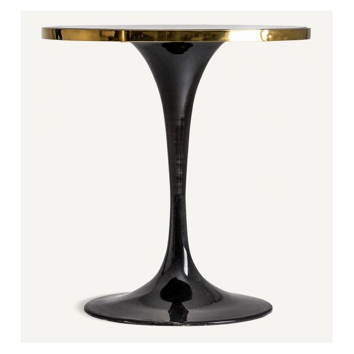 Bar table Than I