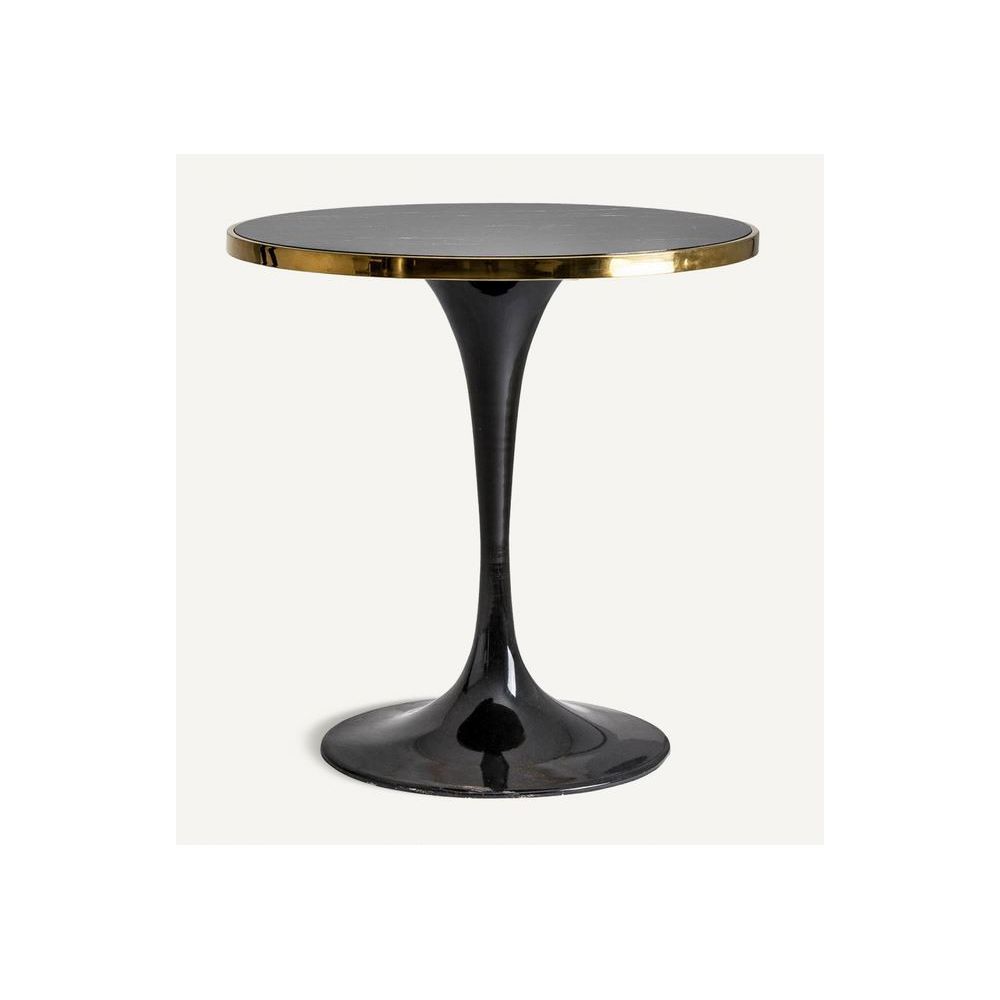 Bar table Than I