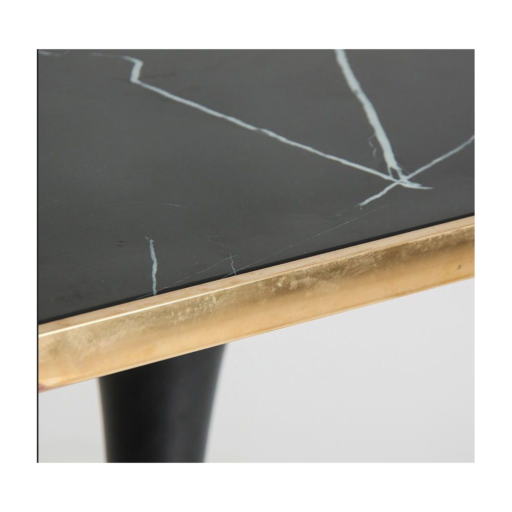 Bar table Than I