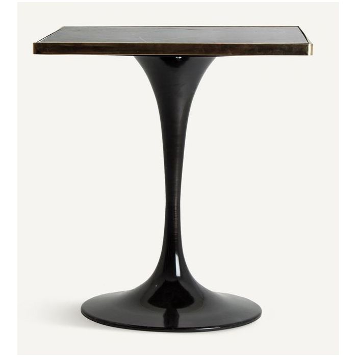 Bar table Than I