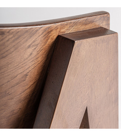 Chair  Madiran