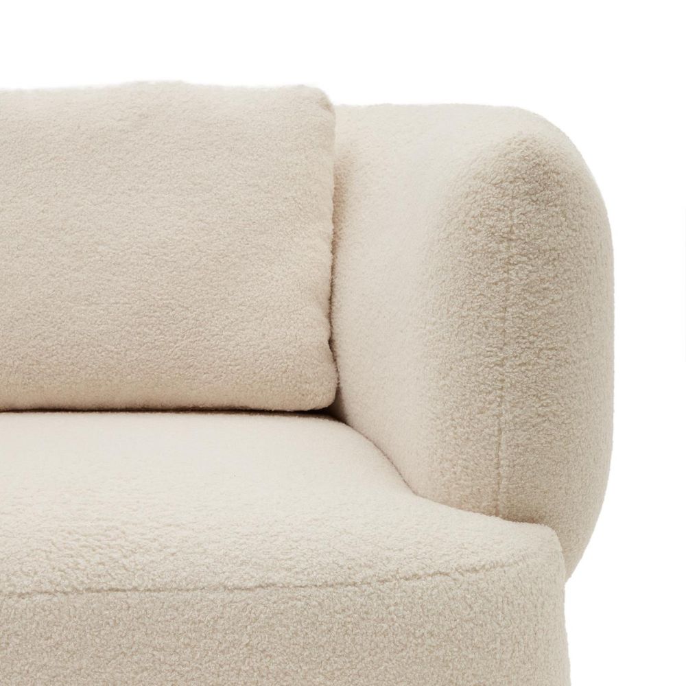 Armchair Martinal