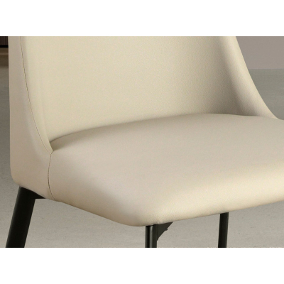 Chair Aro